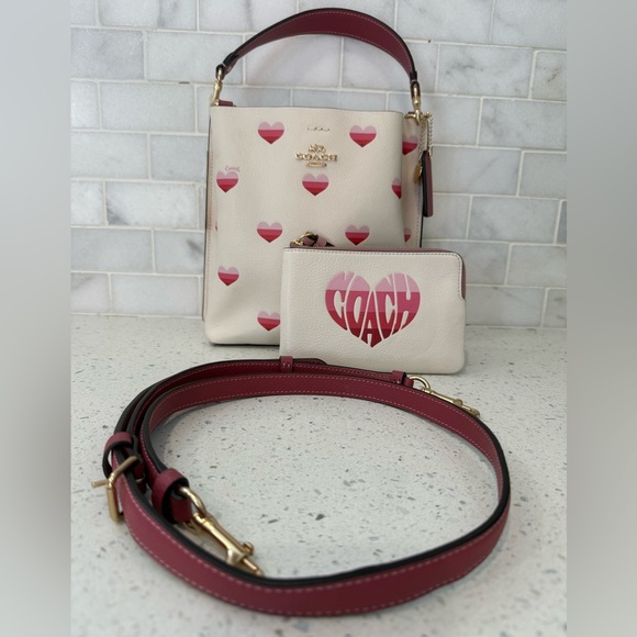 Coach Handbags - NWT Coach White & Striped Pink Heart Crossbody Bag with Card Case & Extra Strap